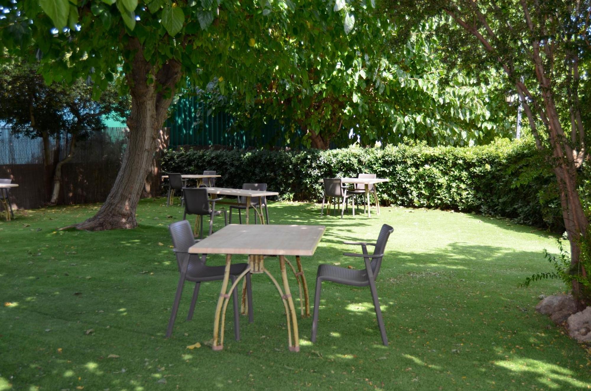 Hostal Blayet Valencia Exterior foto