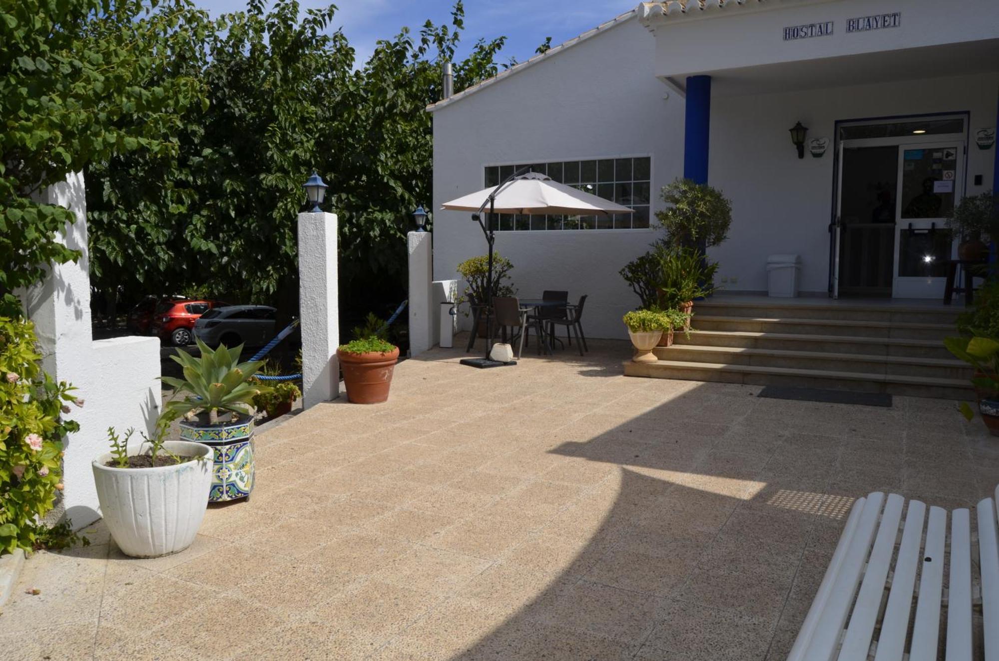 Hostal Blayet Valencia Exterior foto