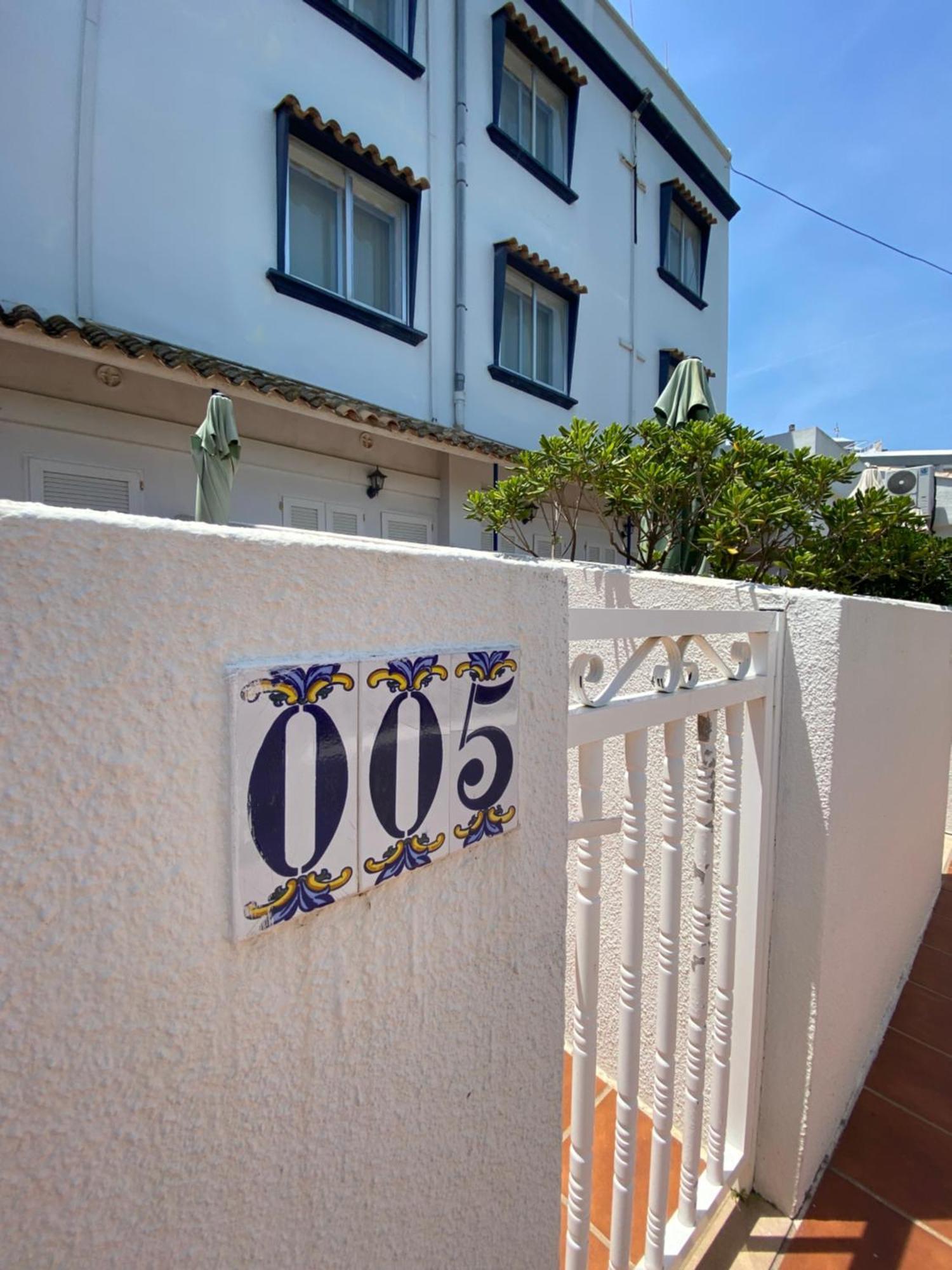 Hostal Blayet Valencia Exterior foto